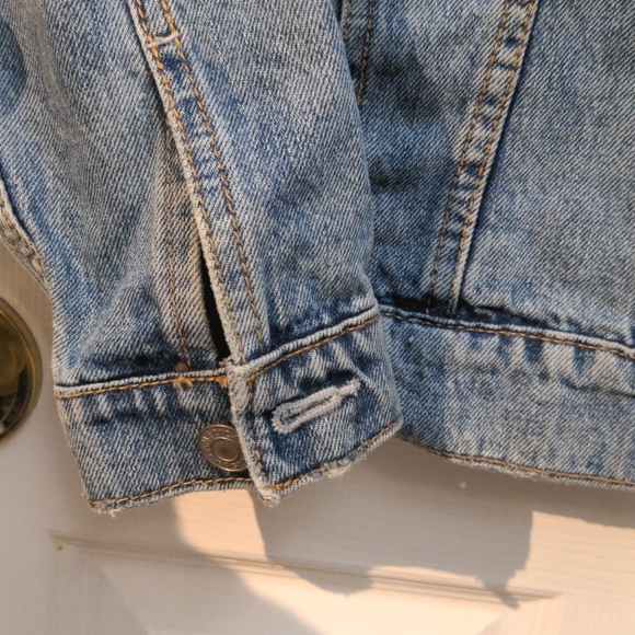 American Eagle Jean jacket - Picture 5 of 6